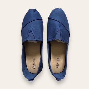 Refresh | Canvas Shoes | Size 7.5 (fits like 8) | Navy | Slip On | $20